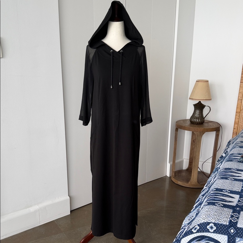 Elegant Black Maxi Dress with Hood